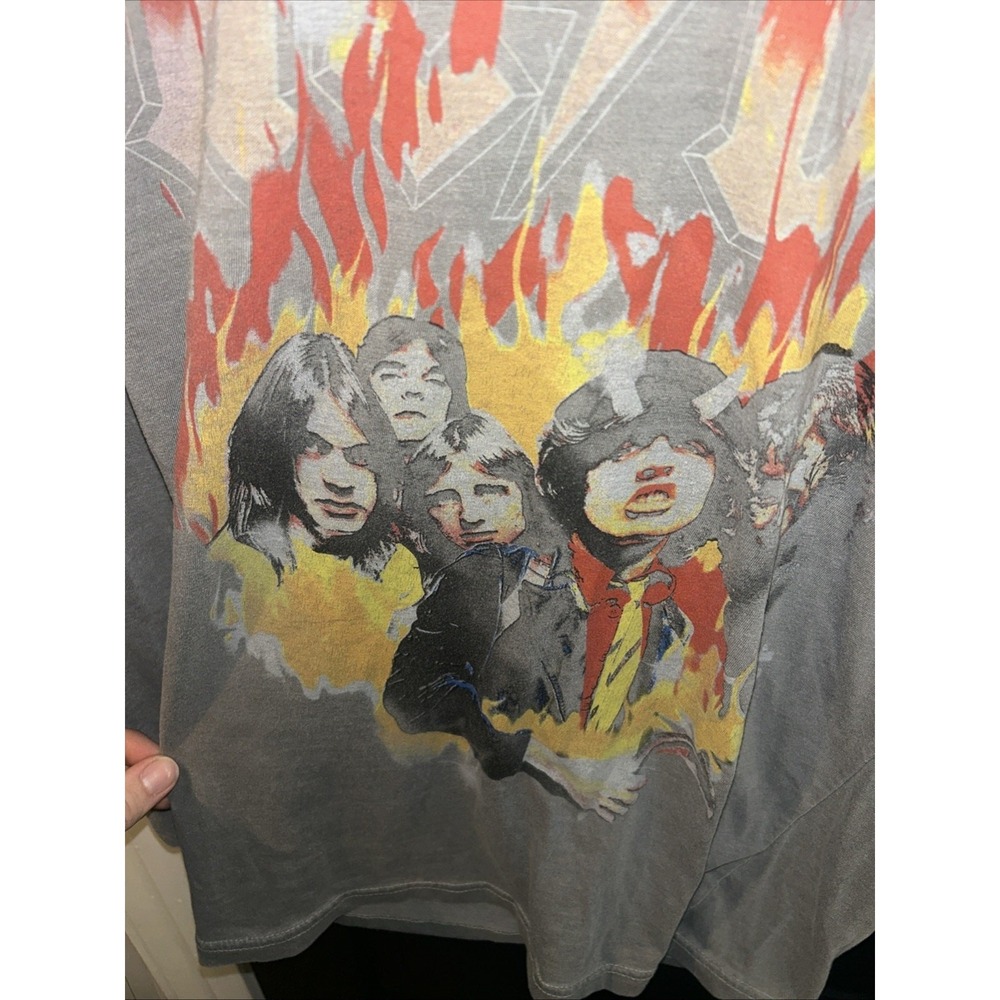 AC/DC Highway to Hell Long Sleeve Shirt Mens Small Gray Rock Graphic Tee - Picture 2 of 5